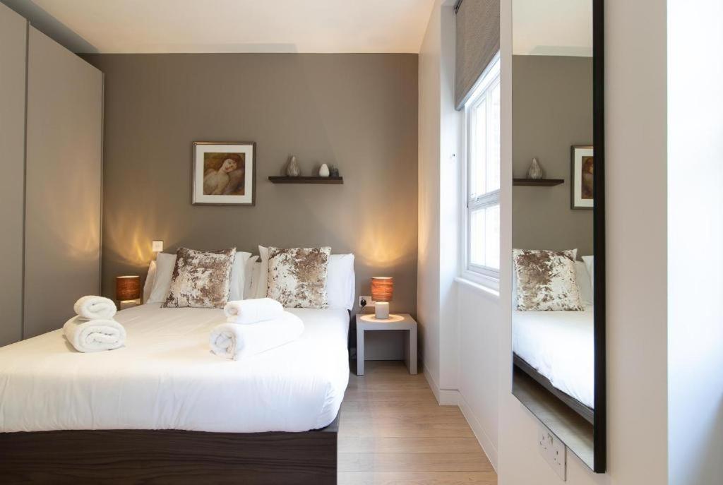 Wells Court By Aeria Apartments 伦敦 外观 照片